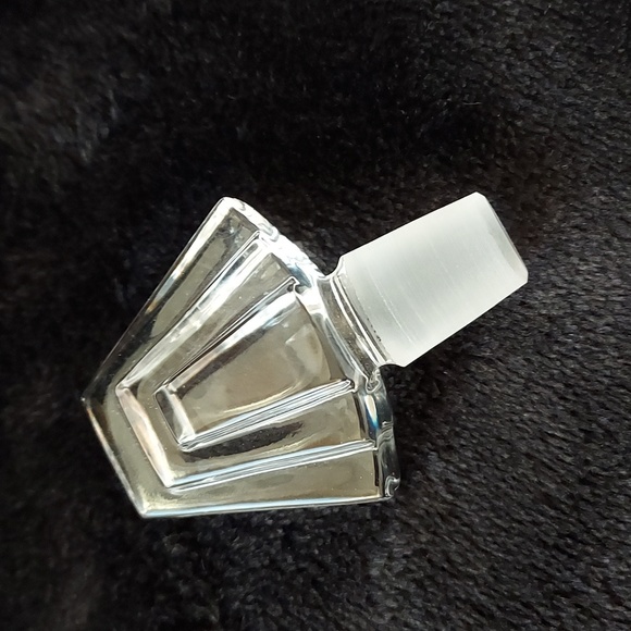 Vintage Crystal Perfume Bottle by Colle - Picture 4 of 5